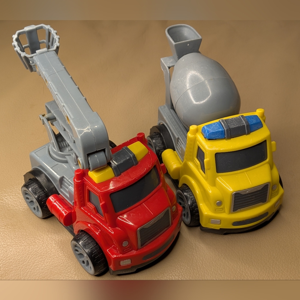 Kid Connection Friction Power Utility Trucks